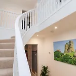 Дом отдыха 32 Quay Street *