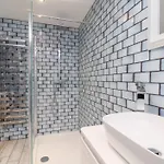 32 Quay Street *