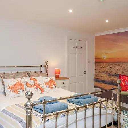 32 Quay Street * Scarborough